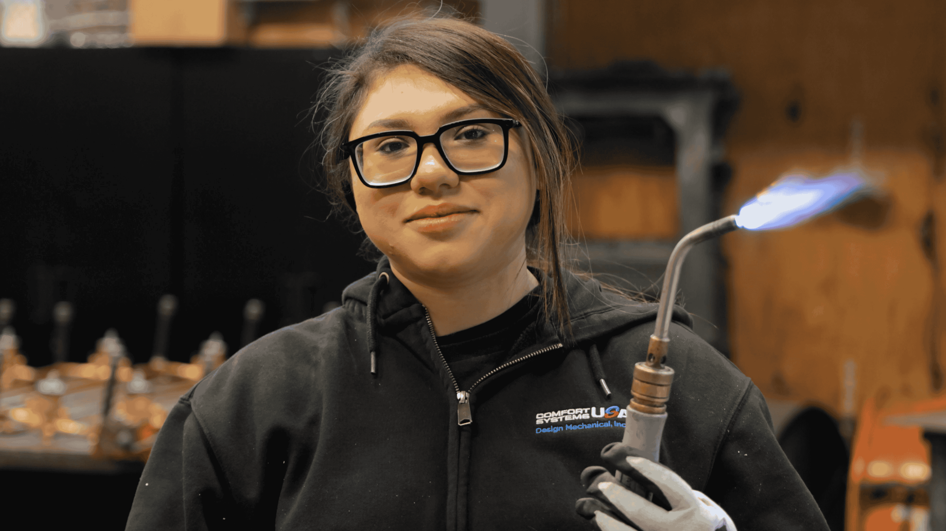 elizabeth-straight-on-fw